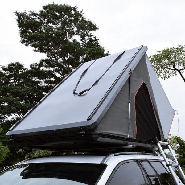 How a Rooftop Tent Becomes Your Ultimate Mobile Basecamp