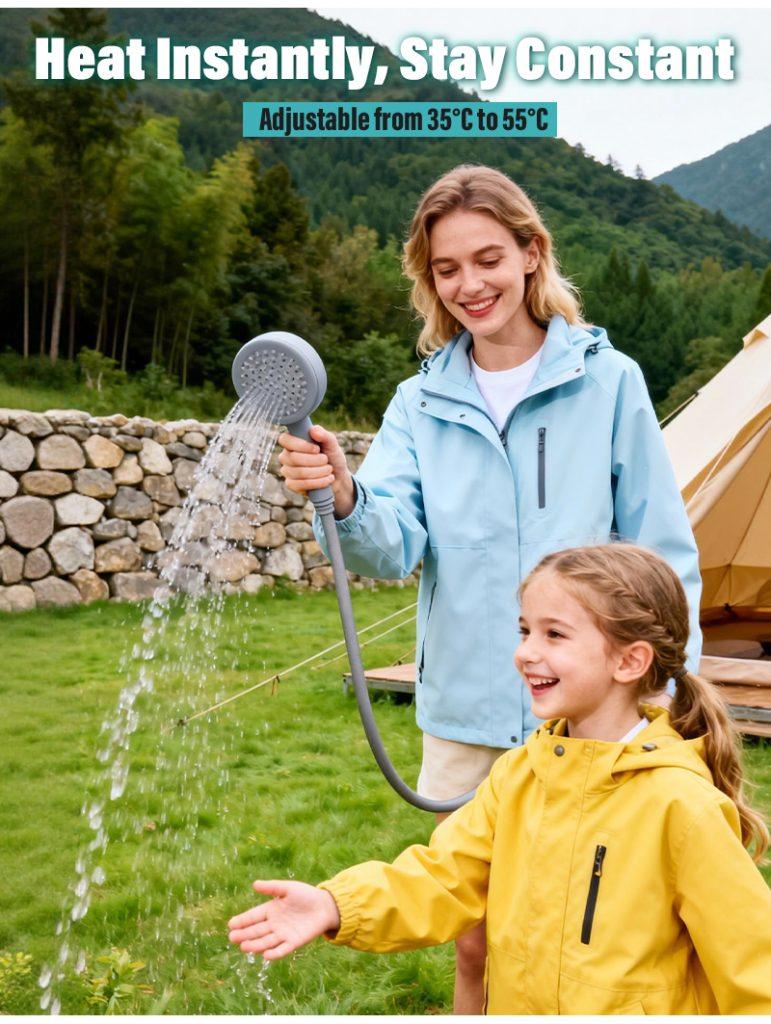 GWH-1 Thermostatic Portable Gas Water Heater | 6L Smart Camping Shower with Built-in Hose Storage 7 Mother and child enjoying a safe, constant-temperature outdoor shower with the GWH-1 portable gas water heater.