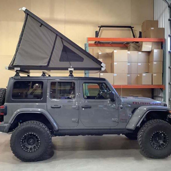 Engineering Guide: Choosing a Roof Top Tent for Jeep Wrangler Without Cracking Your Hard Top